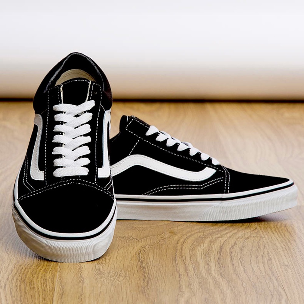 Vans old school classic black and white size 5 & 6